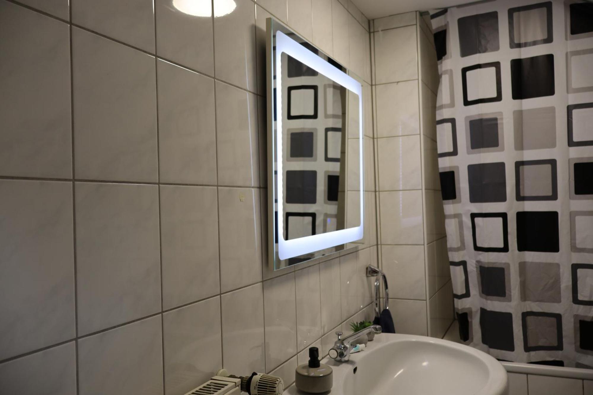 Hirsch24- 4 Personen Apartment Lippstadt Buitenkant foto